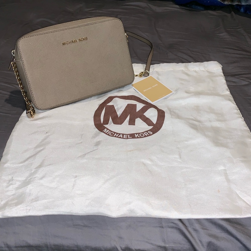 Michael Kors crossbody purse